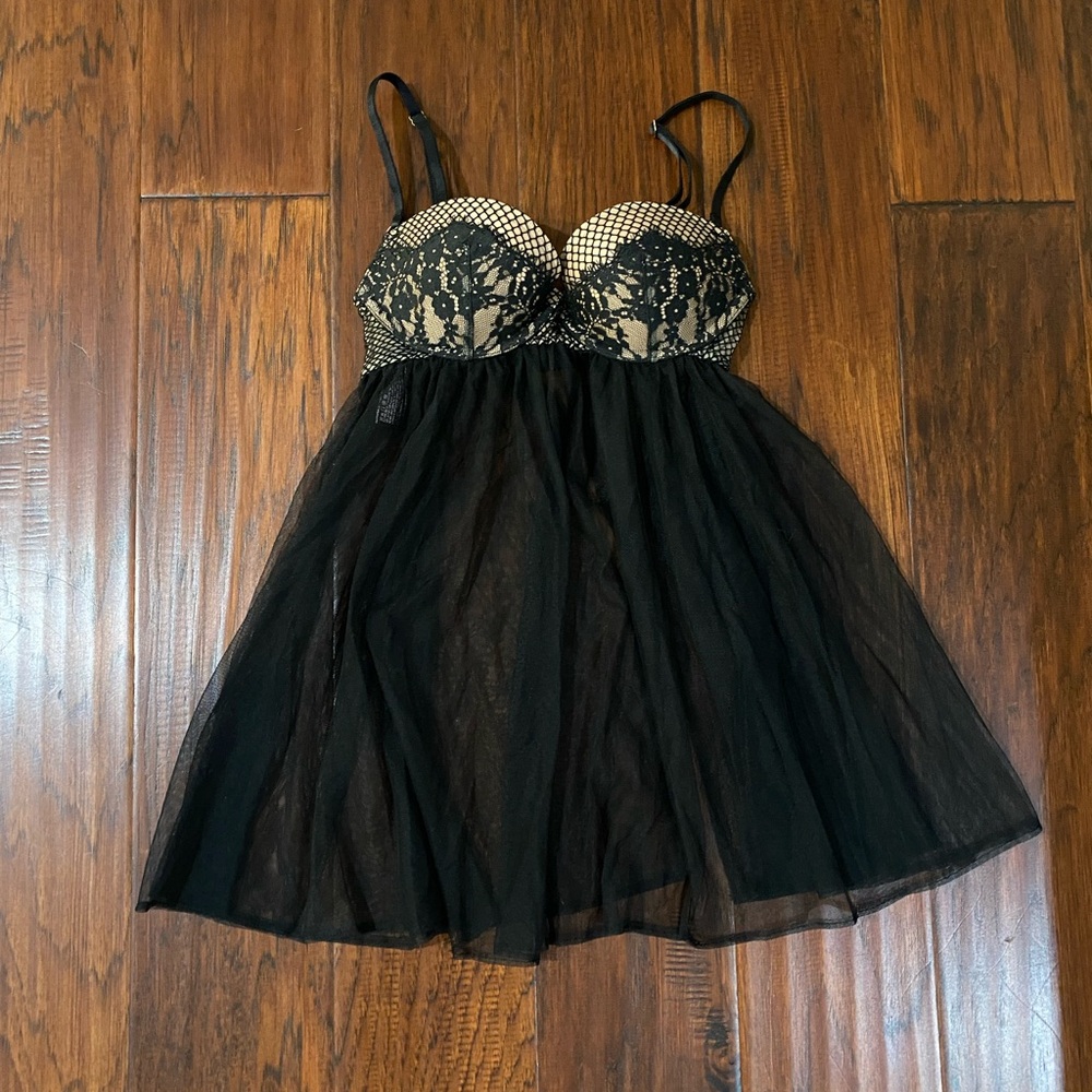 Victoria’s Secret Lingerie 32B Black Nude Lace
